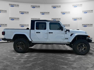 2022 Jeep Gladiator Sport