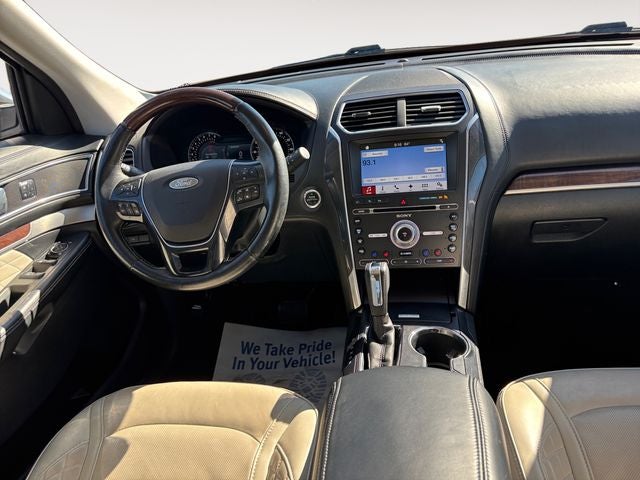 2017 Ford Explorer Platinum