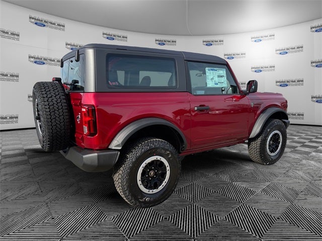 2025 Ford Bronco Base