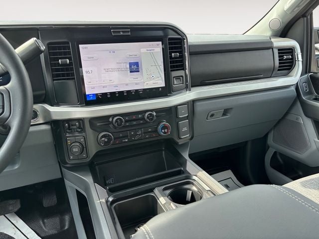 2026 Ford F-350SD F-350® XLT