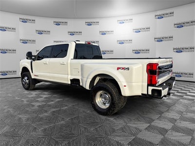2025 Ford F-350SD Platinum DRW