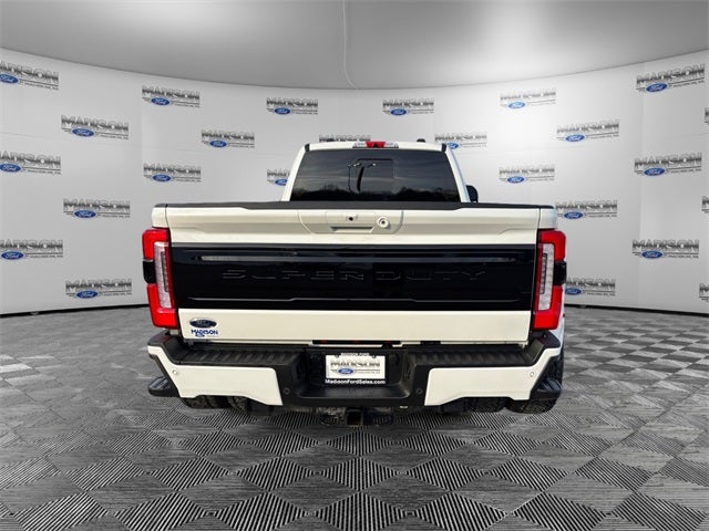 2025 Ford F-350SD Platinum DRW
