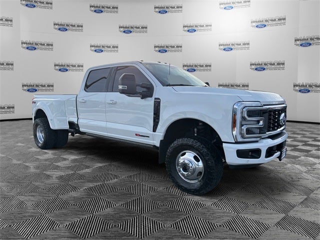 2025 Ford F-350SD Platinum DRW