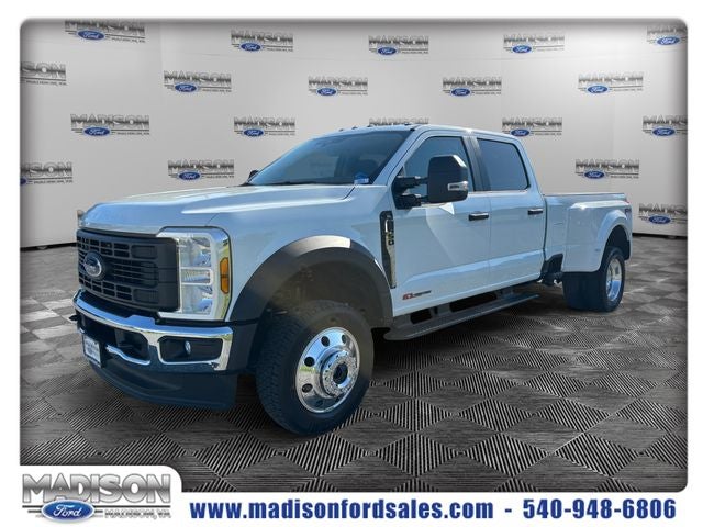 2026 Ford F-450 XL 4x4 Crew Cab 8' Box DRW's photo