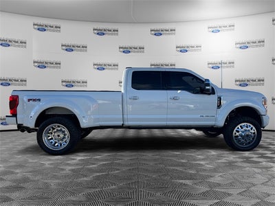 2022 Ford F-450SD Platinum DRW