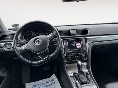 2018 Volkswagen Passat 2.0T SE
