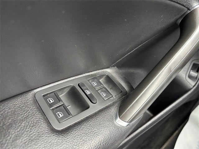 2018 Volkswagen Passat 2.0T SE