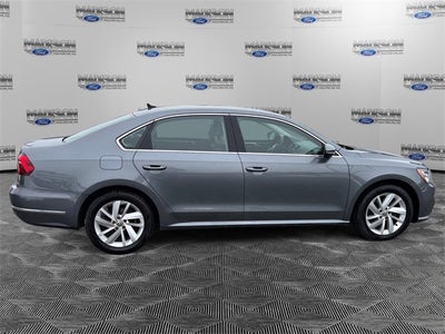 2018 Volkswagen Passat 2.0T SE