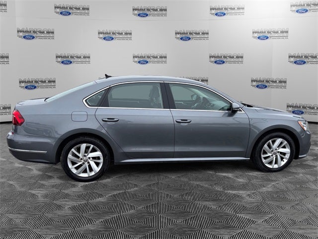 2018 Volkswagen Passat 2.0T SE