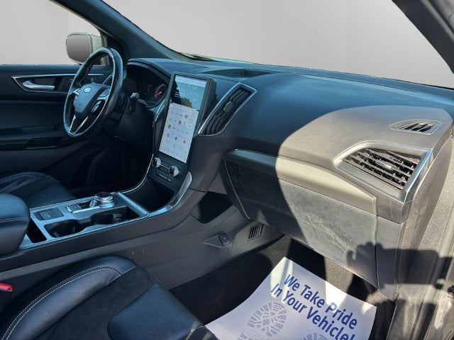 2022 Ford Edge ST