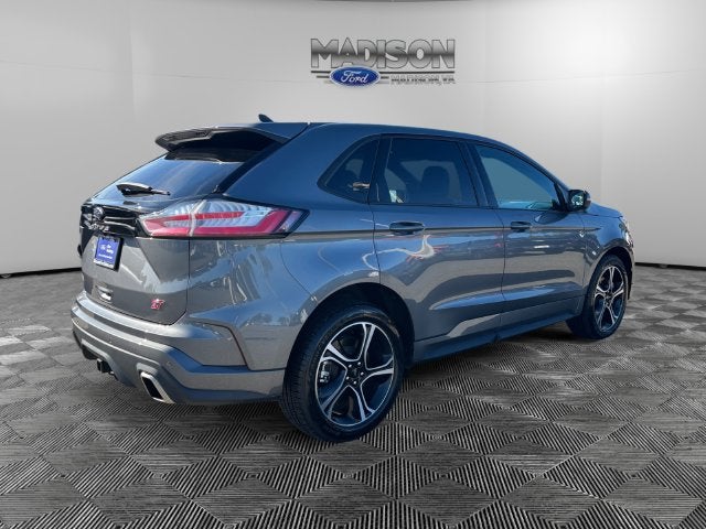 2022 Ford Edge ST