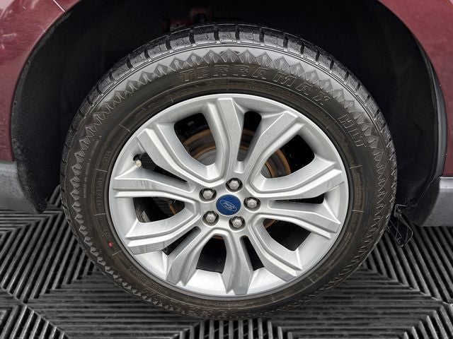 2020 Ford Edge Titanium