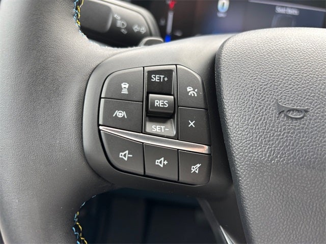 2025 Ford Maverick Lobo High