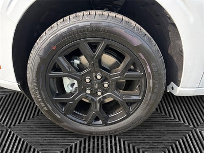 2025 Ford Maverick Lobo Standard