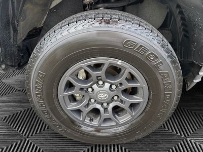 2022 Toyota Tacoma SR V6