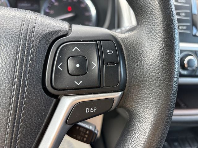 2015 Toyota Highlander LE