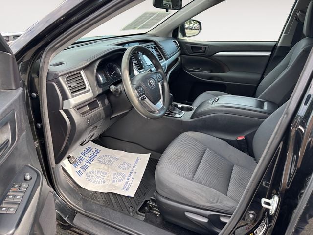 2015 Toyota Highlander LE