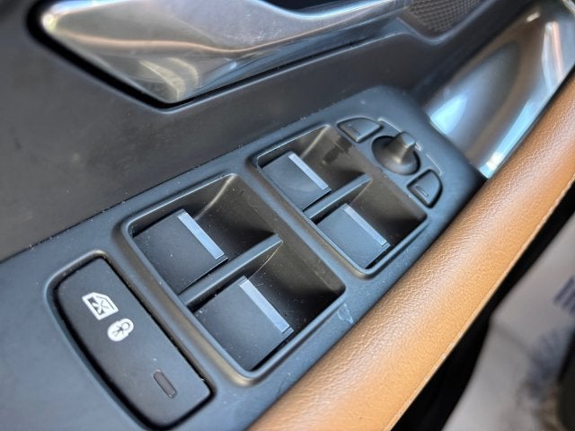 2022 Jaguar E-PACE P250 SE