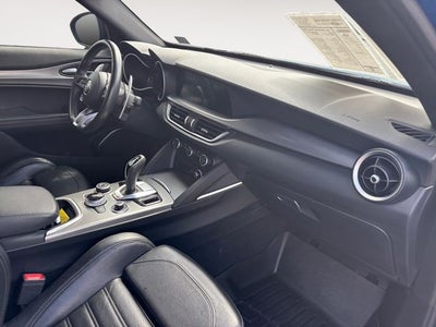 2022 Alfa Romeo Stelvio Veloce