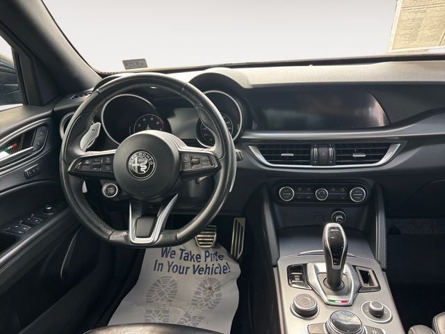 2022 Alfa Romeo Stelvio Veloce