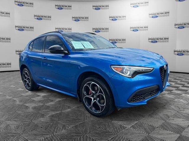 2022 Alfa Romeo Stelvio Veloce
