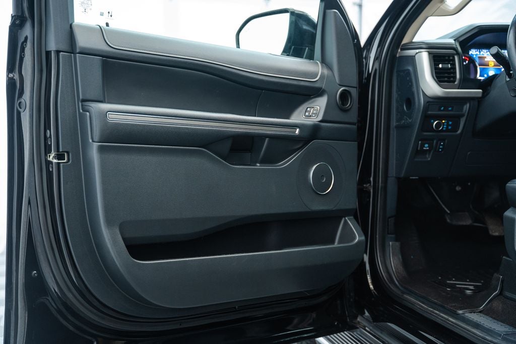 2022 Ford Expedition Max XLT