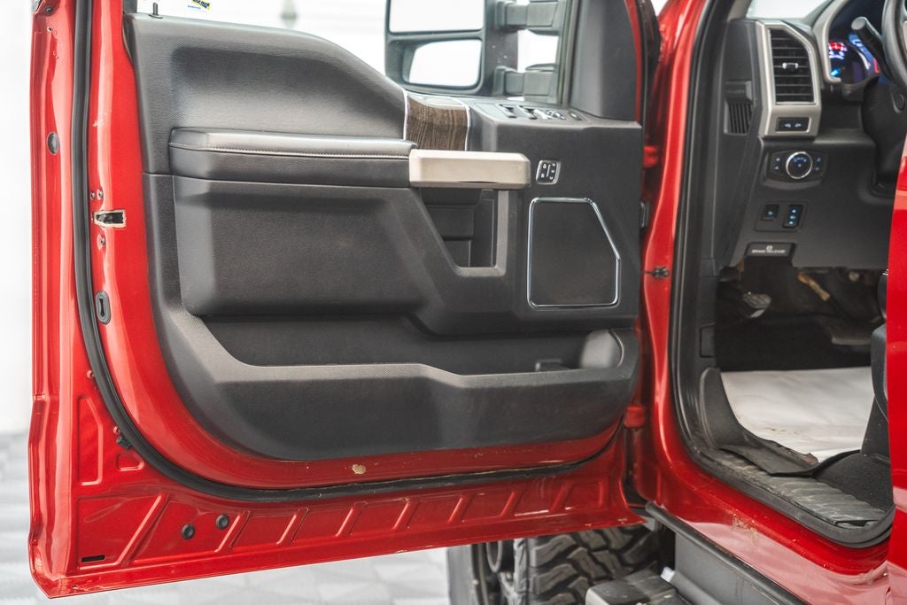 2020 Ford F-350SD Lariat