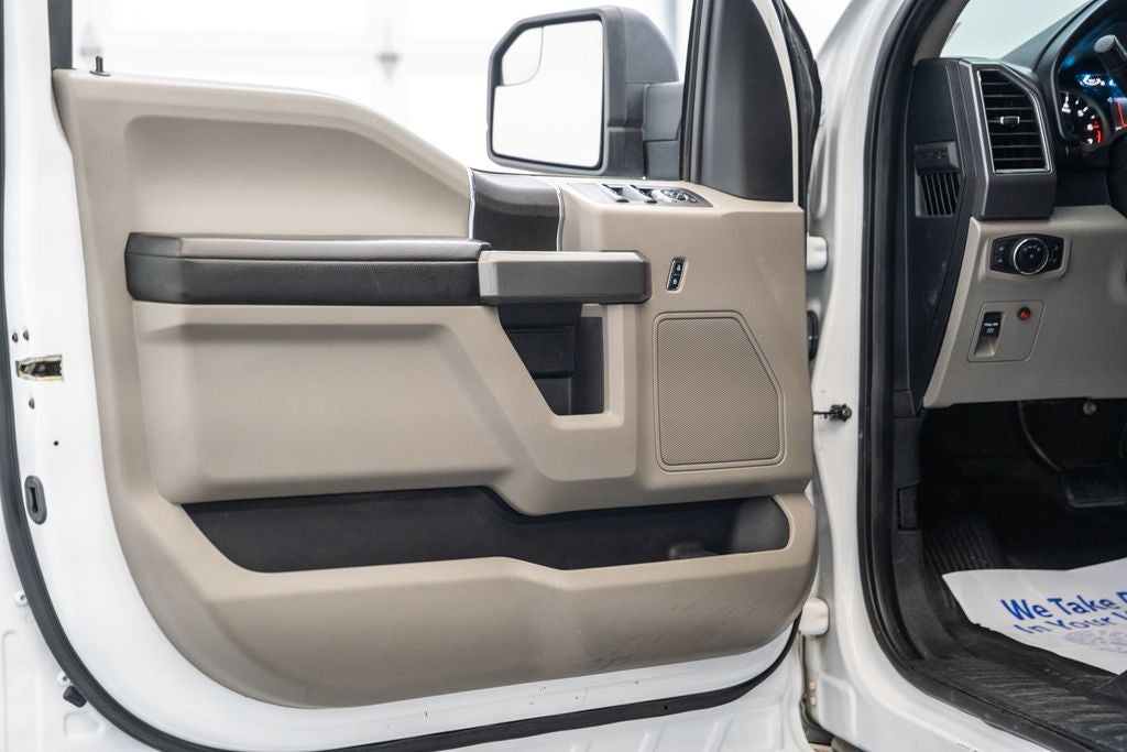 2018 Ford F-150 XLT *CUSTOM*