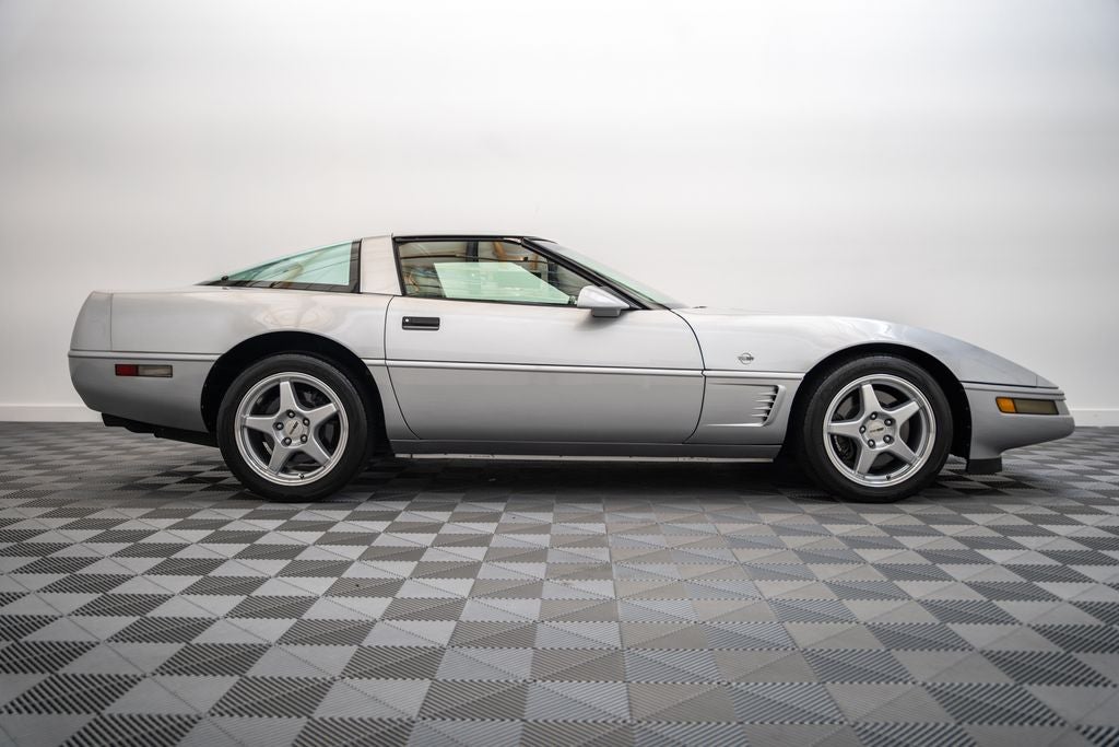 1996 Chevrolet Corvette Base