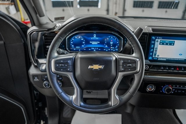 2024 Chevrolet Silverado 1500 LT LT1