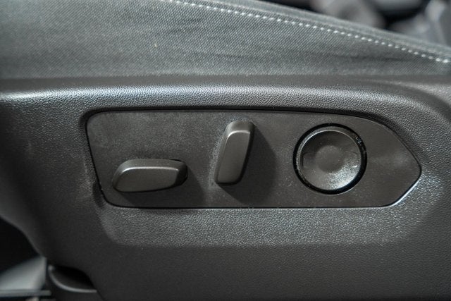 2024 Chevrolet Silverado 1500 LT LT1