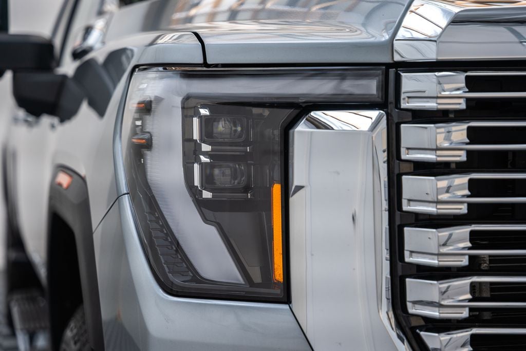 2025 GMC Sierra 3500HD Denali