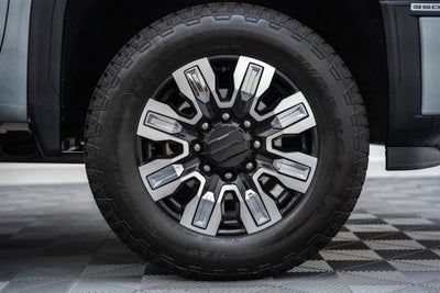 2025 GMC Sierra 3500HD Denali