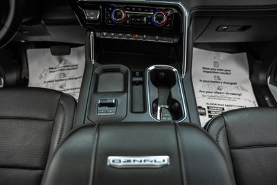 2025 GMC Sierra 3500HD Denali