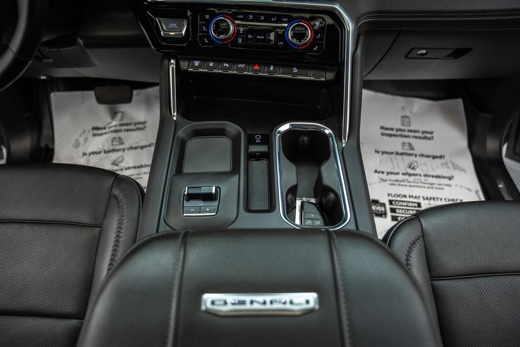 2025 GMC Sierra 3500HD Denali