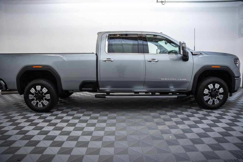 2025 GMC Sierra 3500HD Denali