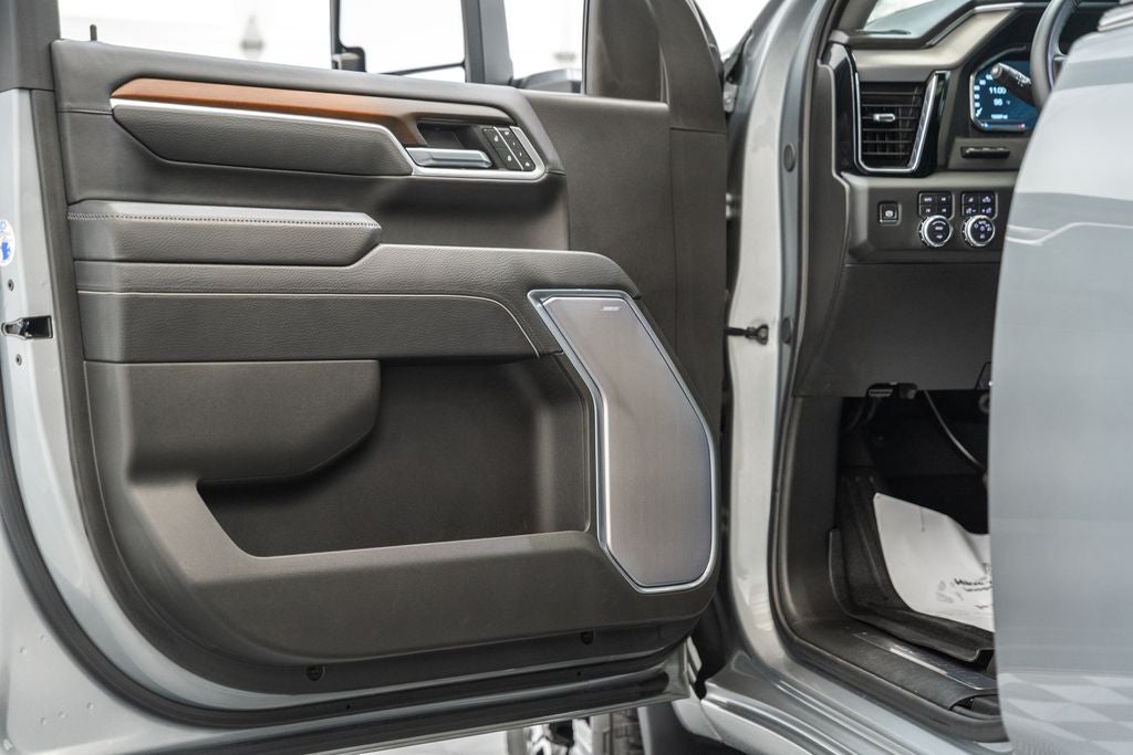 2025 GMC Sierra 3500HD Denali