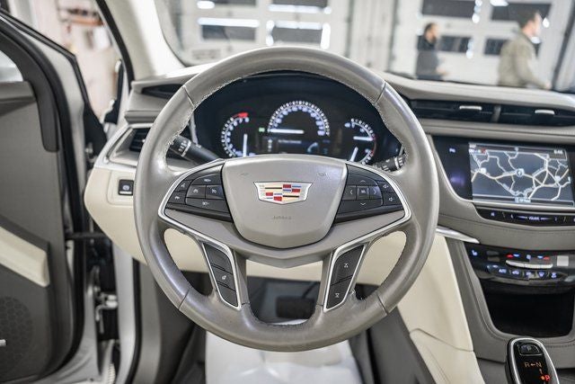 2018 Cadillac XT5 Luxury