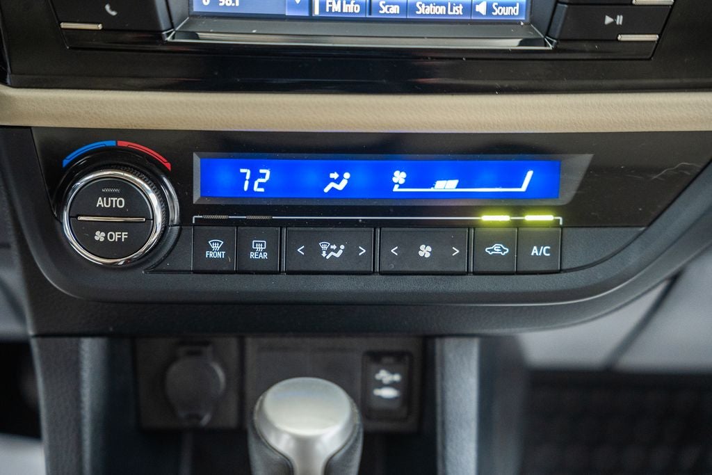 2016 Toyota Corolla LE
