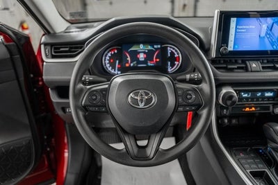 2024 Toyota RAV4 LE
