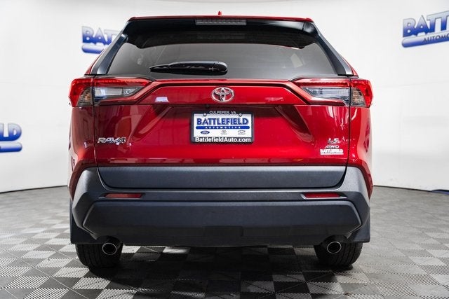 2024 Toyota RAV4 LE