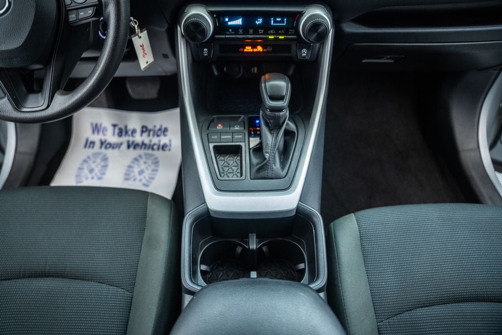 2025 Toyota RAV4 LE