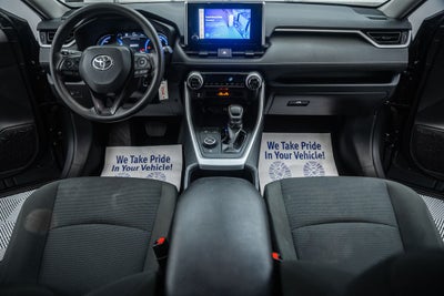 2025 Toyota RAV4 Hybrid LE