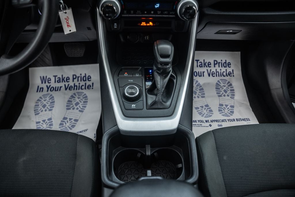 2025 Toyota RAV4 Hybrid LE
