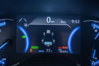 2025 Toyota RAV4 Hybrid LE