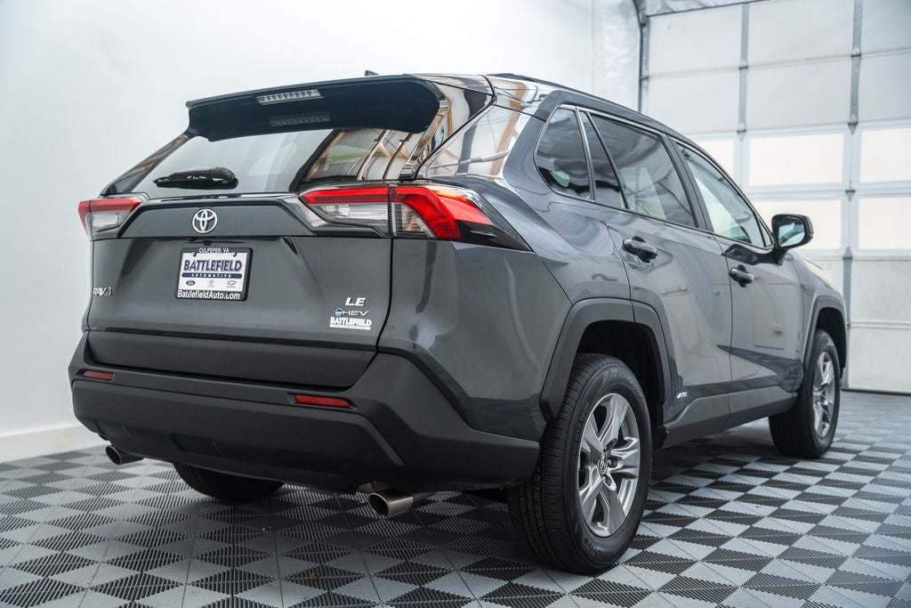 2025 Toyota RAV4 Hybrid LE