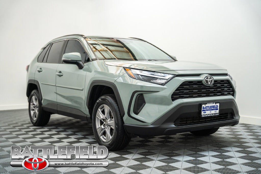 2022 Toyota RAV4 XLE