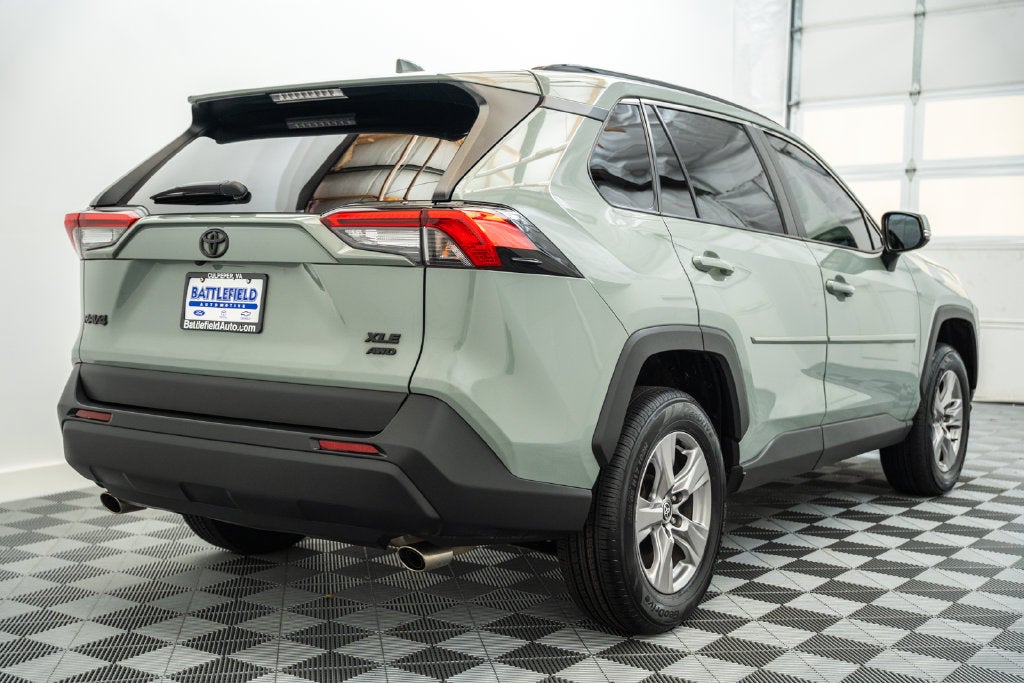 2022 Toyota RAV4 XLE