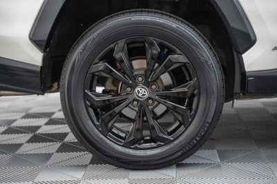 2022 Toyota RAV4 Hybrid SE