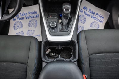 2022 Toyota RAV4 Hybrid SE